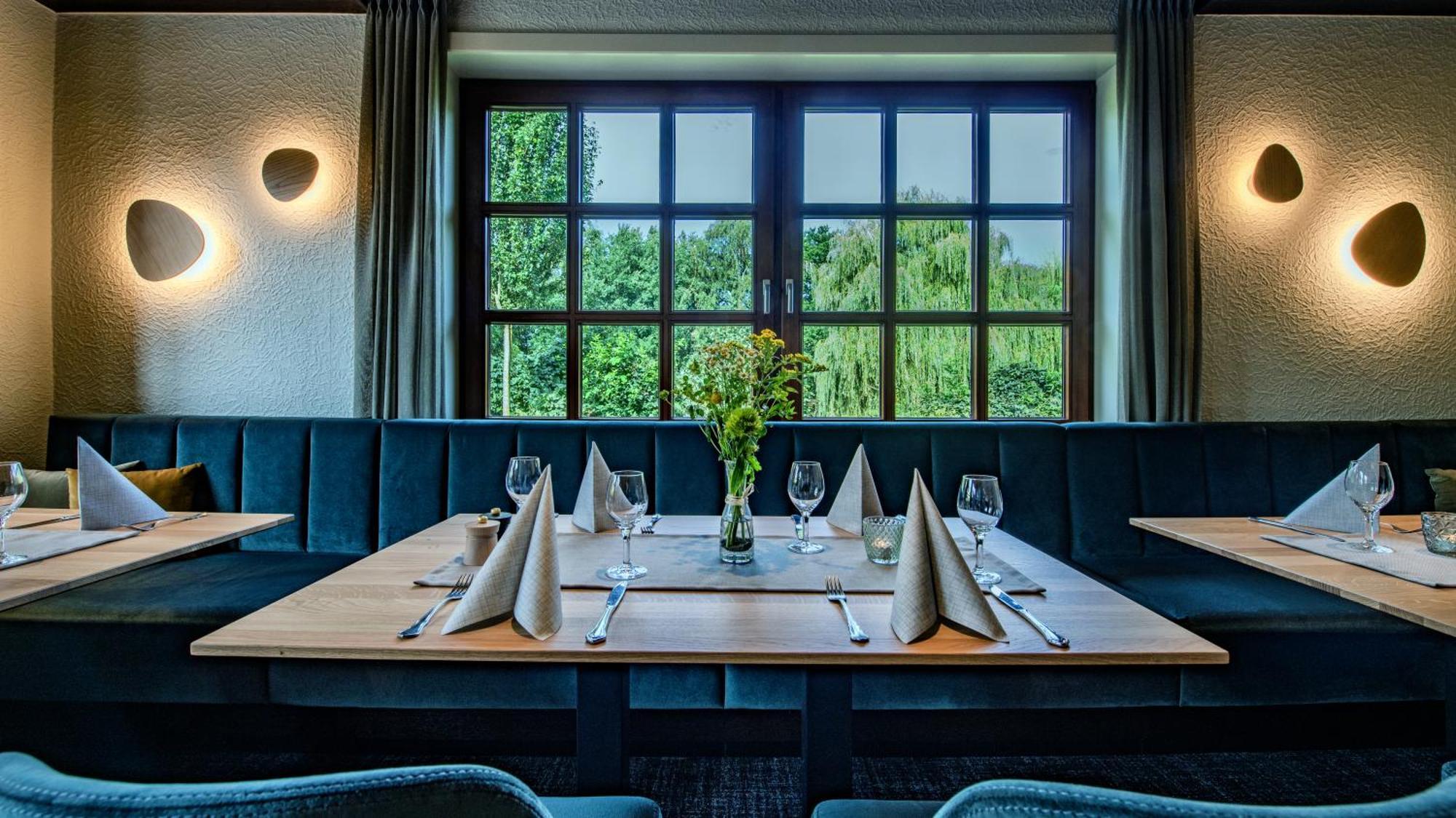 בוקסטהודה Landhotel Zur Eiche מראה חיצוני תמונה